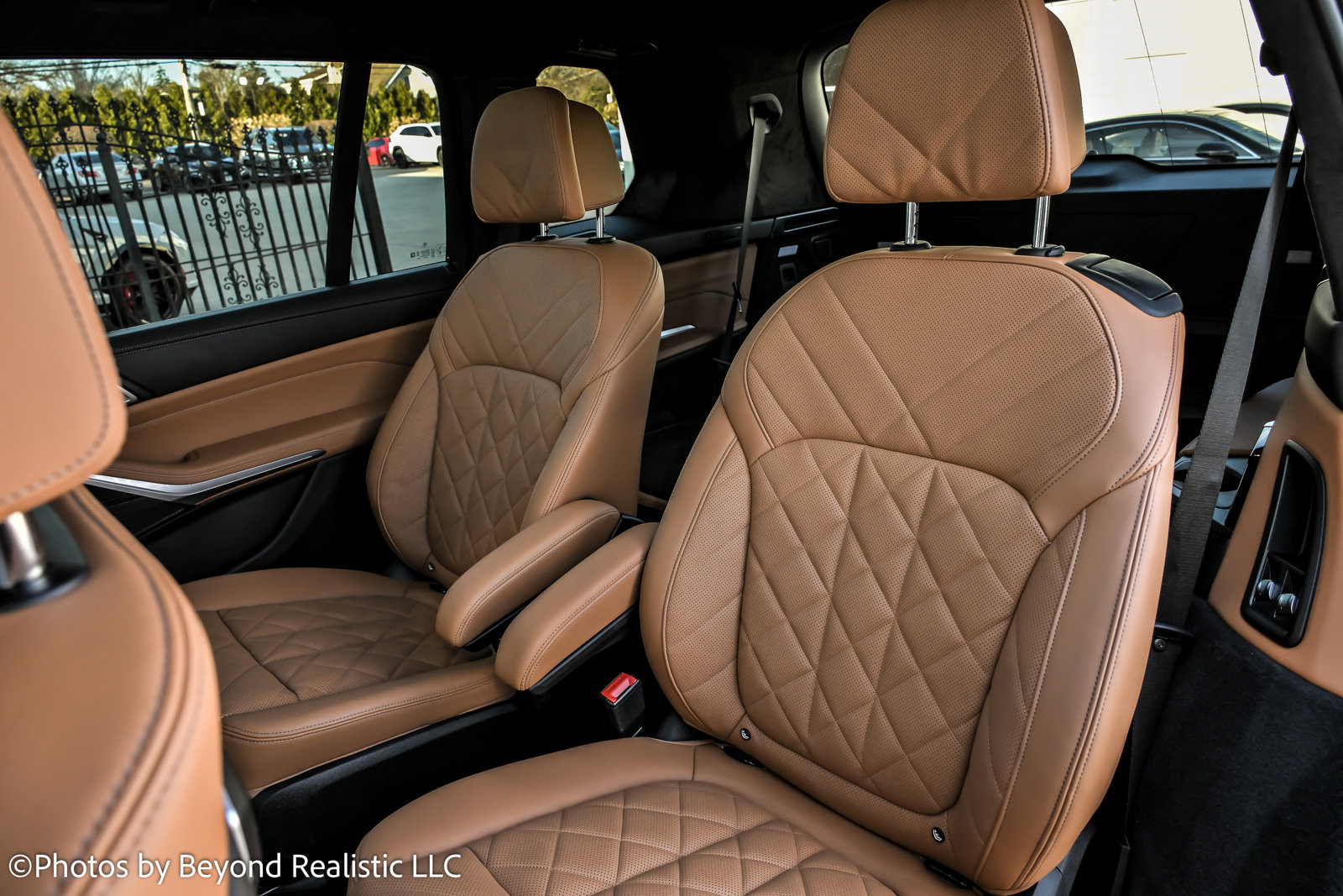 Used 2023 BMW X7 xDrive40i w/ M Sport Package image 30