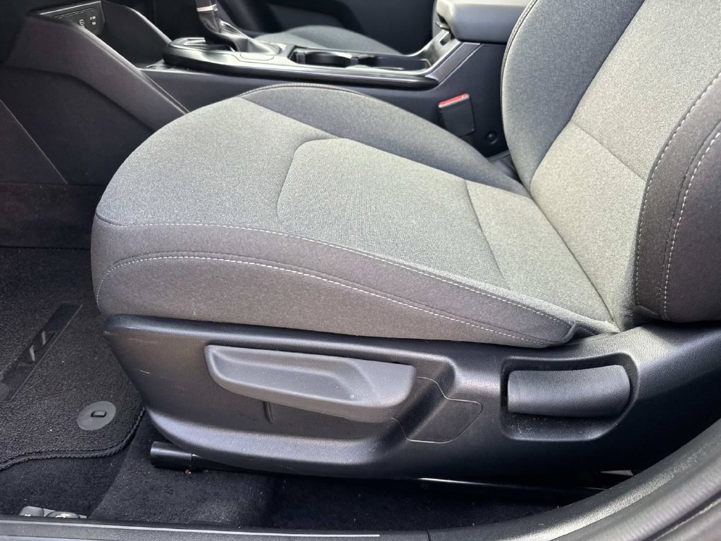 Used 2025 Kia K4 FWD image 23