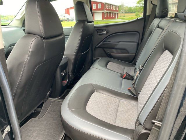 Used 2021 Chevrolet Colorado Z71 AWD/4WD image 19