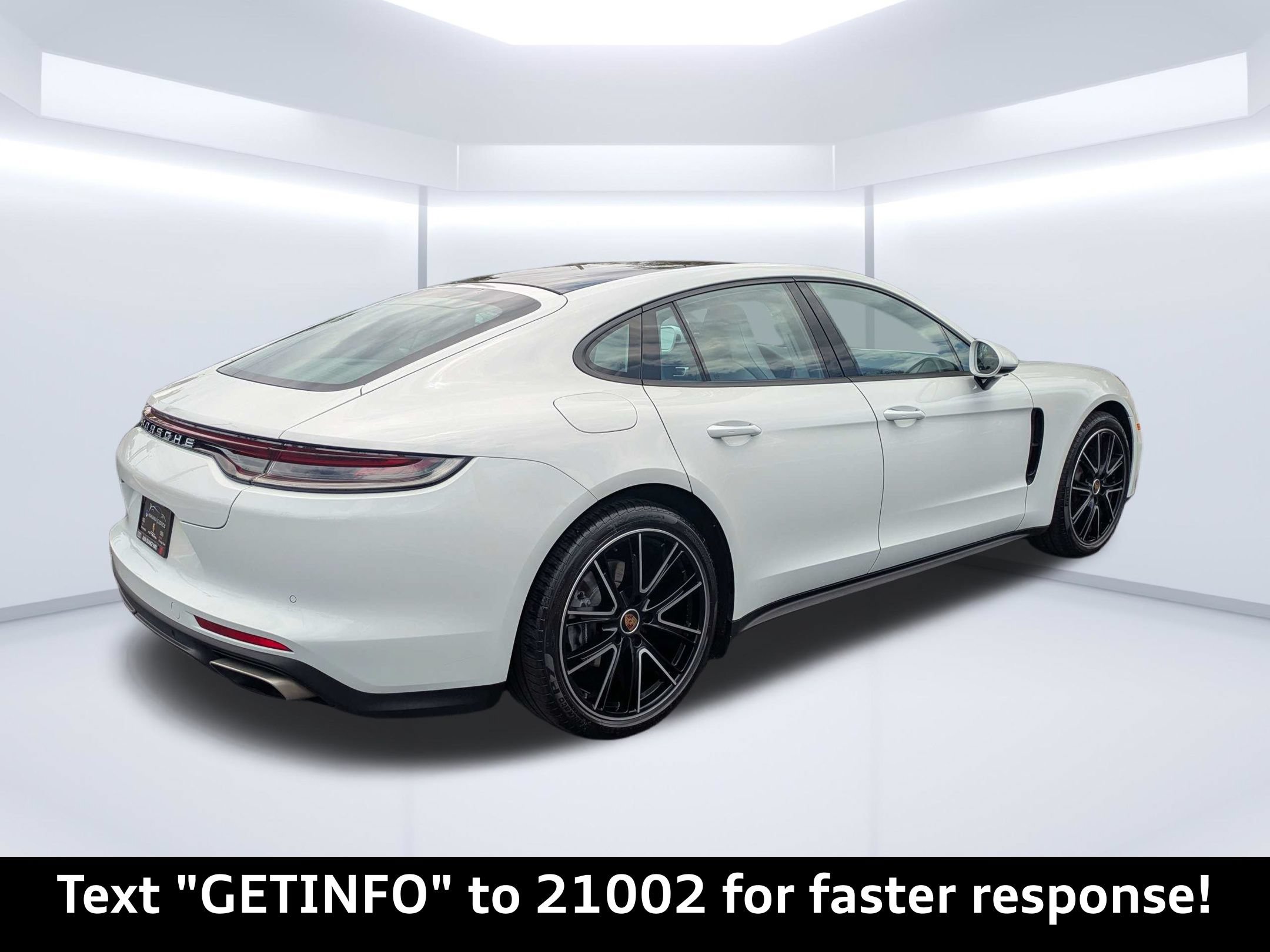 Used 2021 Porsche Panamera 4 w/ Premium Package AWD/4WD image 3