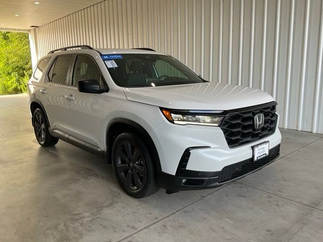 Certified 2025 Honda Pilot Sport image 22