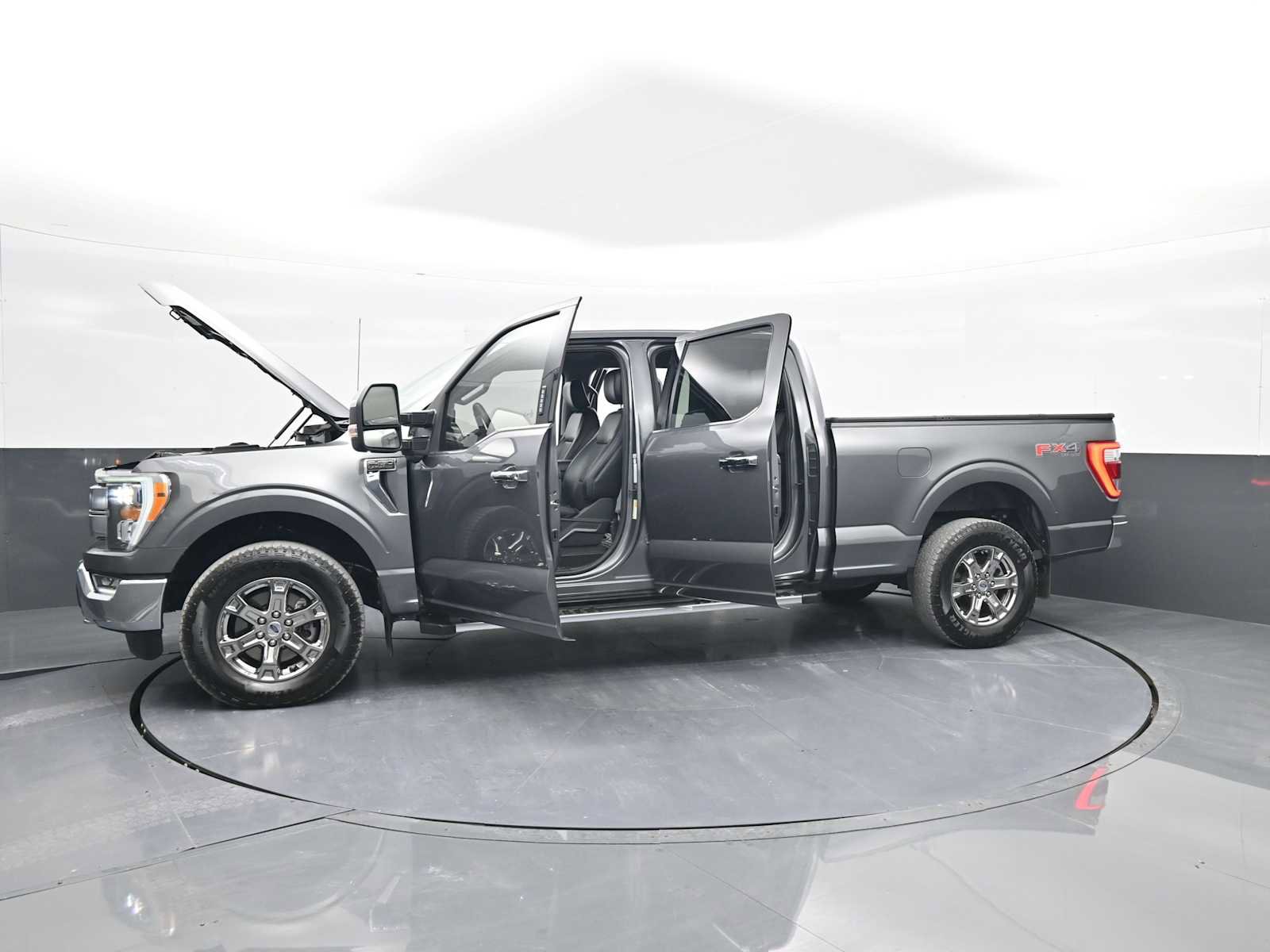 Used 2023 Ford F150 Lariat w/ Trailer Tow Package image 46