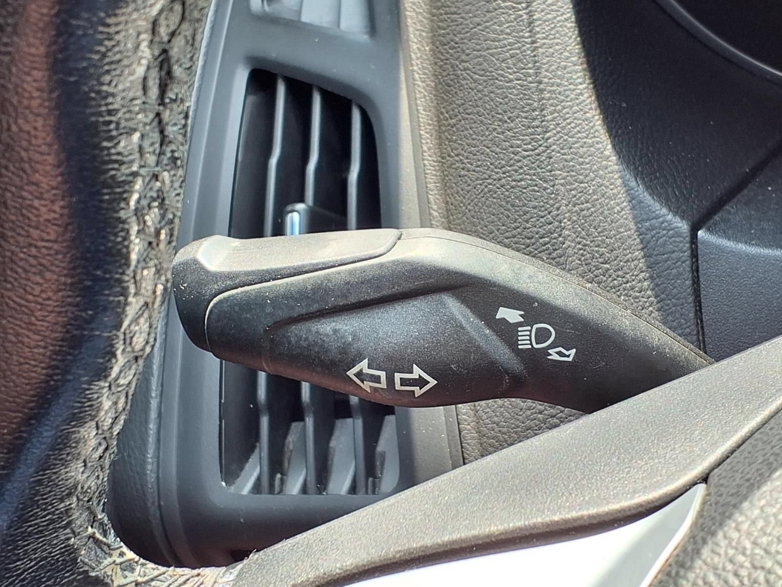 Used 2014 Ford Focus SE w/ Equipment Group 201A FWD image 21