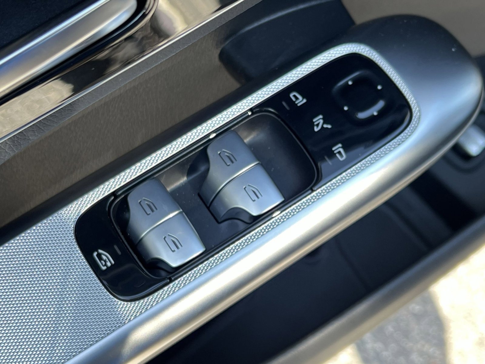 New 2026 Mercedes-Benz GLC 300 GLC 300 image 13