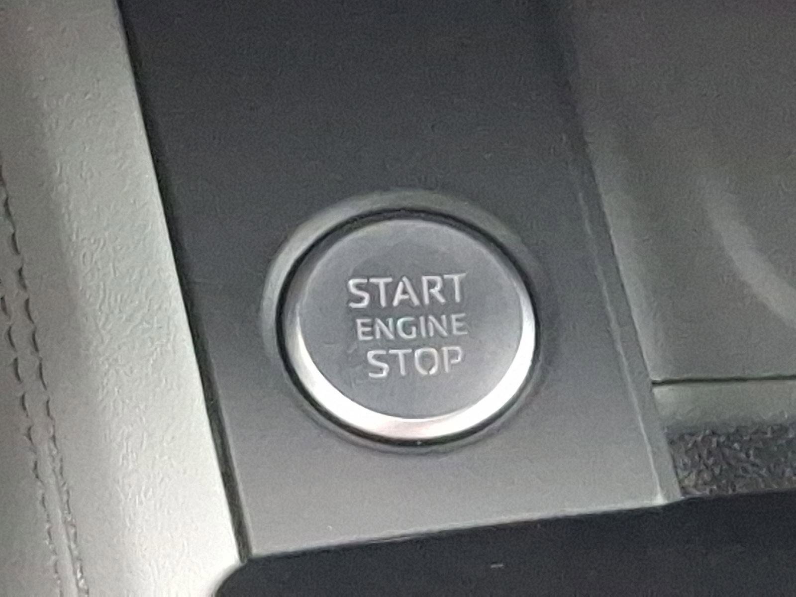 Used 2025 Audi A5 2.0T Prestige image 24