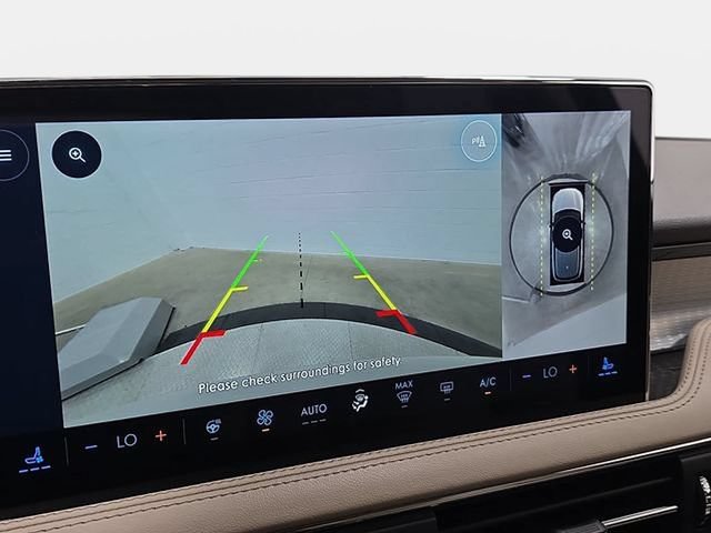 Certified 2023 Lincoln Corsair AWD w/ Equipment Group 101A image 20