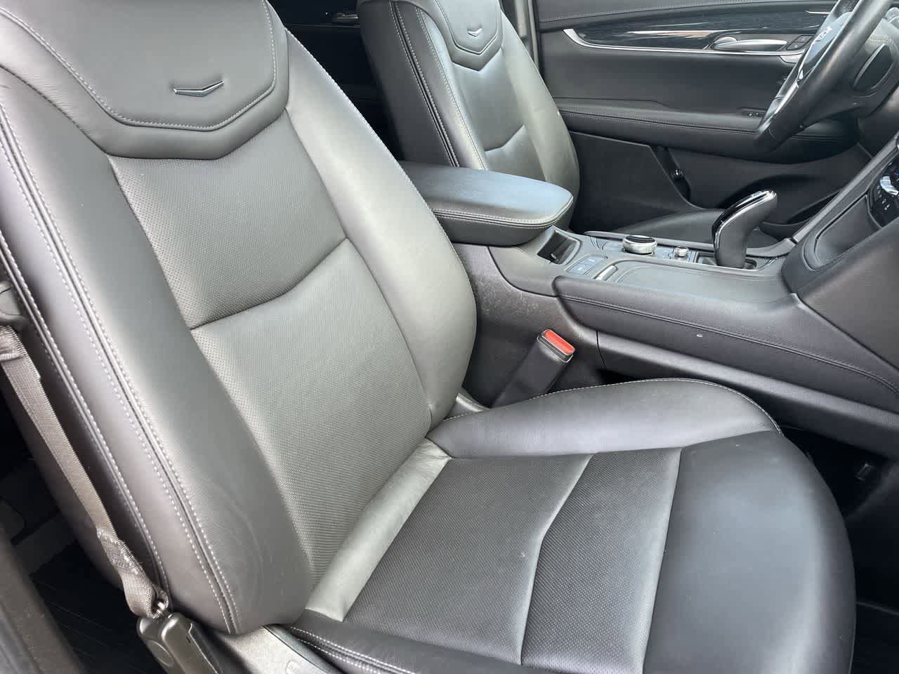 Used 2024 Cadillac XT5 Premium Luxury w/ LPO, Floor Liner Package FWD image 14