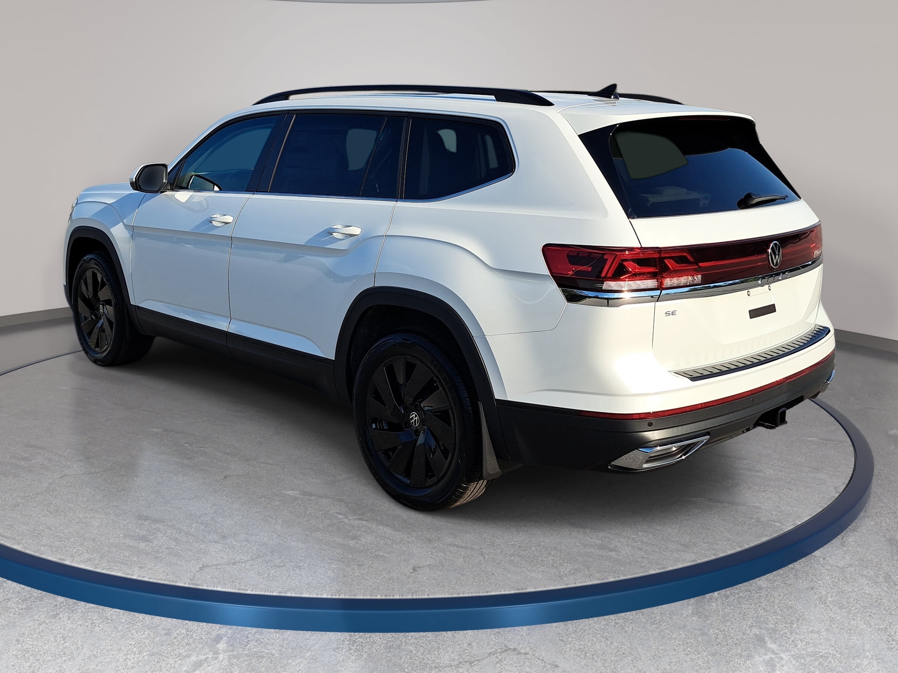 New 2026 Volkswagen Atlas SE FWD image 7