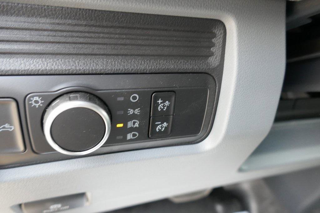 New 2025 Ford F250 XL w/ XL Off-Road Package image 16