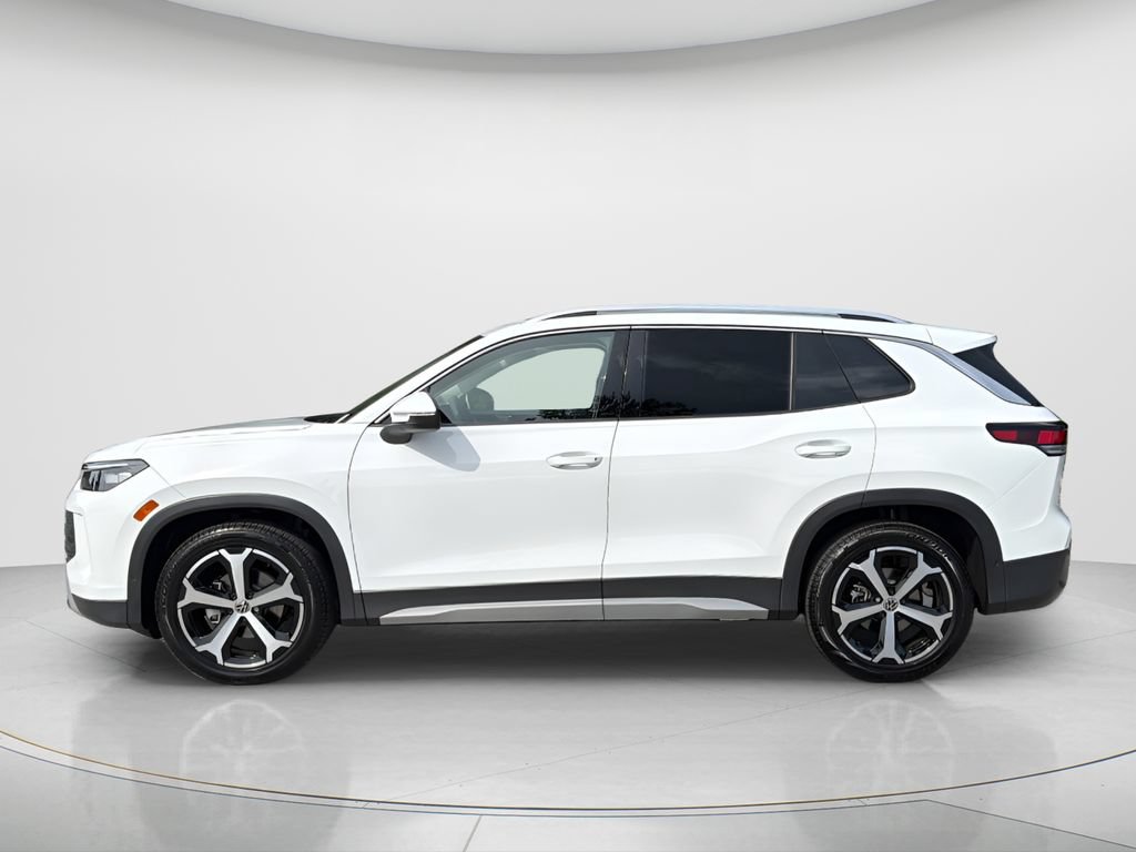 New 2026 Volkswagen Tiguan SE FWD image 8