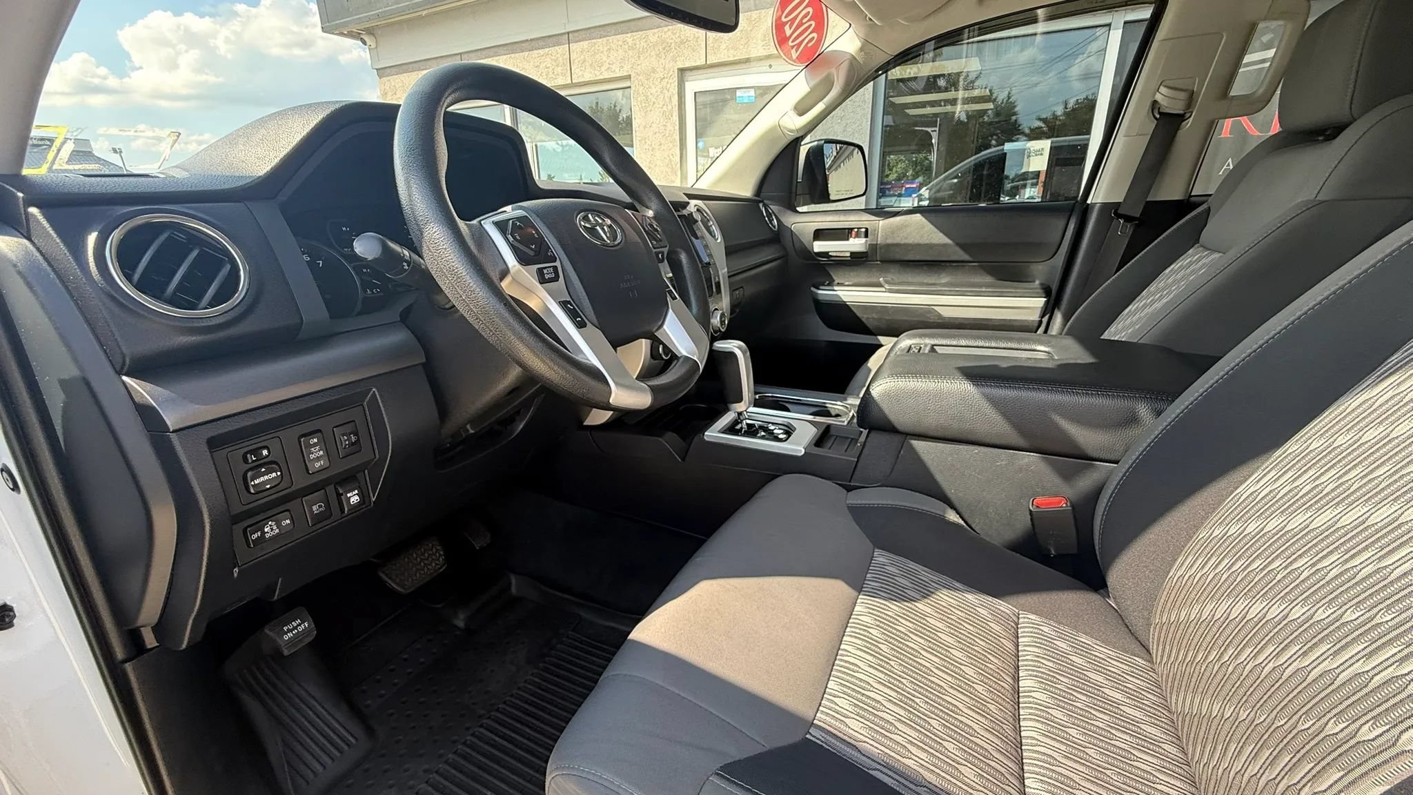 Used 2020 Toyota Tundra SR5 w/ TRD Off-Road Package AWD/4WD image 9