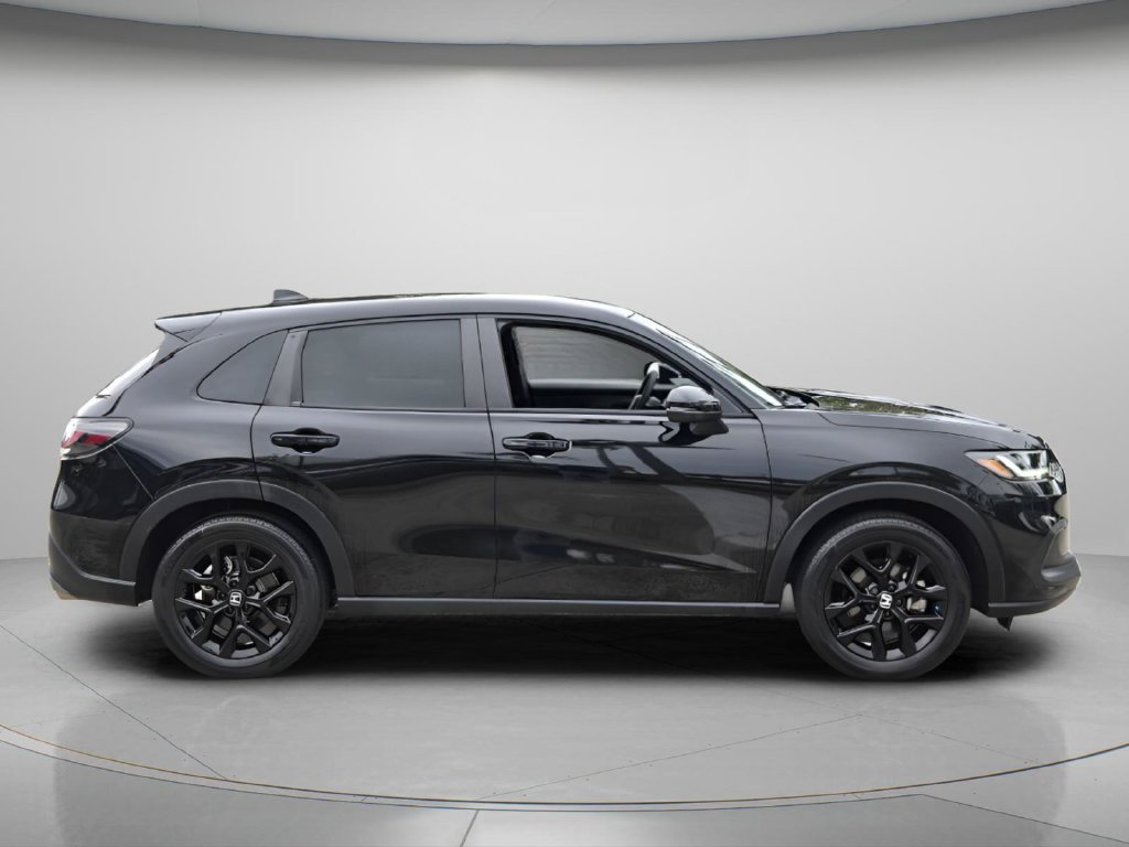 Certified 2024 Honda HR-V Sport image 3