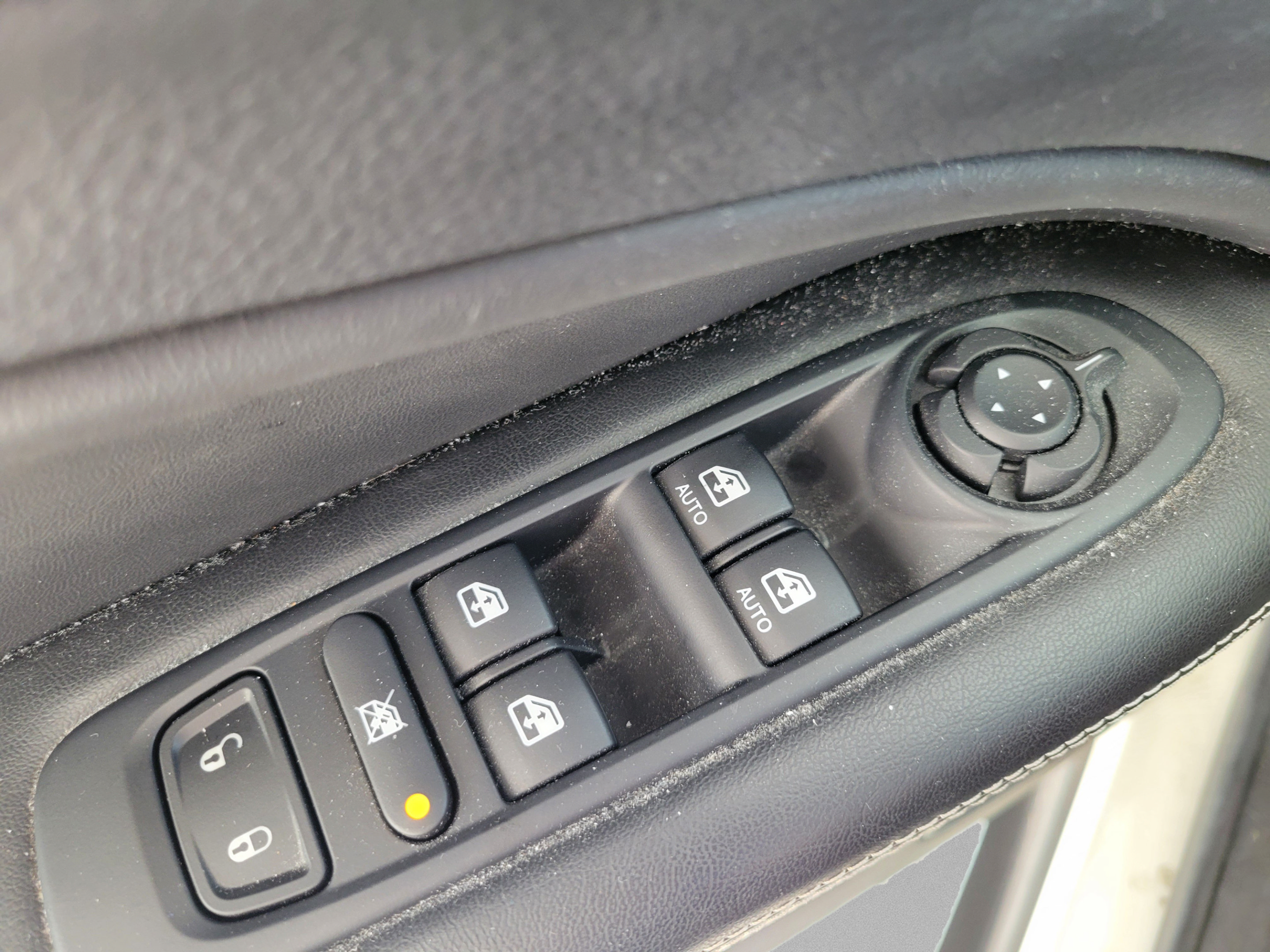 Certified 2021 Jeep Compass Latitude w/ Sun and Sound Group FWD image 13