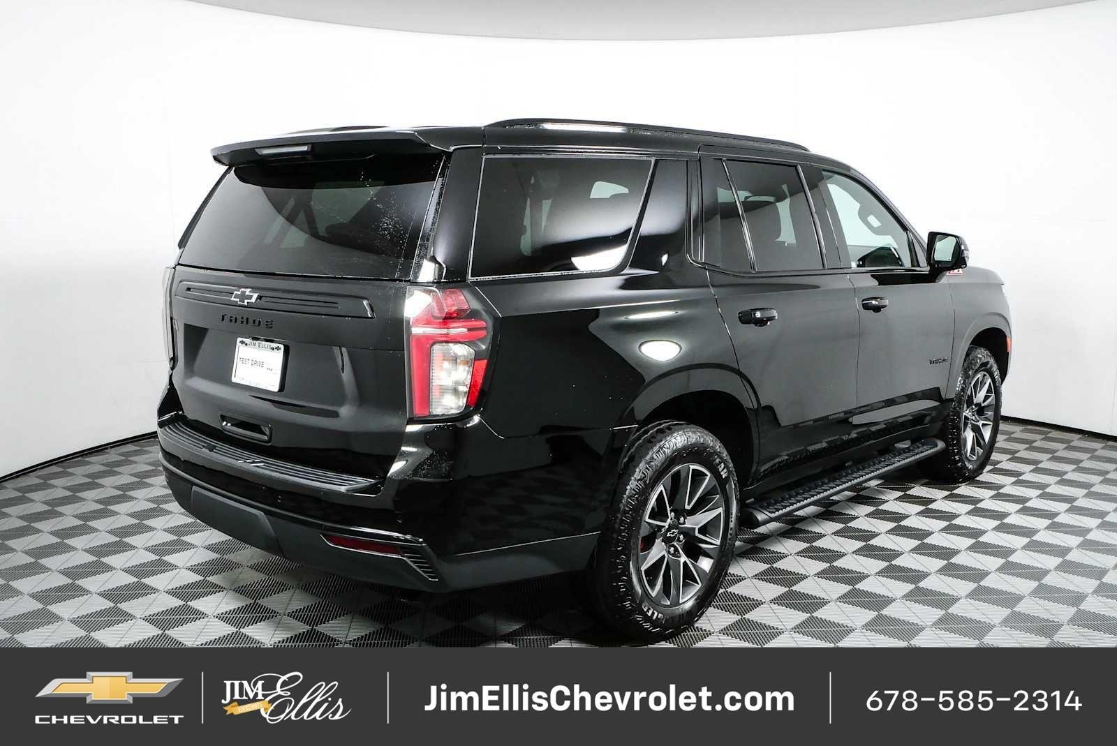 Certified 2023 Chevrolet Tahoe Z71 w/ Z71 Off-Road Package AWD/4WD image 3