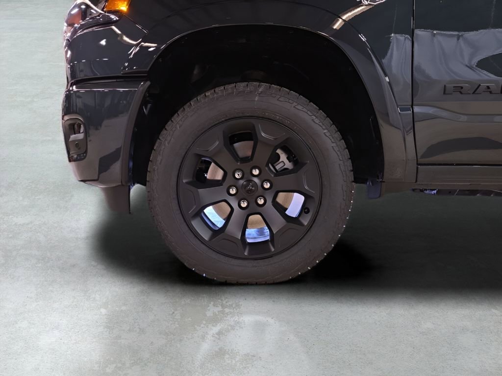 New 2026 RAM 1500 4x4 Crew Cab image 24