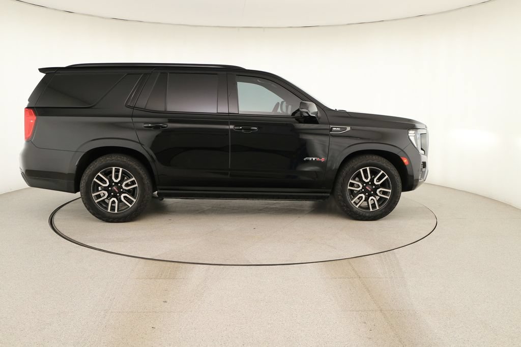 Used 2024 GMC Yukon AT4 w/ AT4 Premium Plus Package AWD/4WD image 8