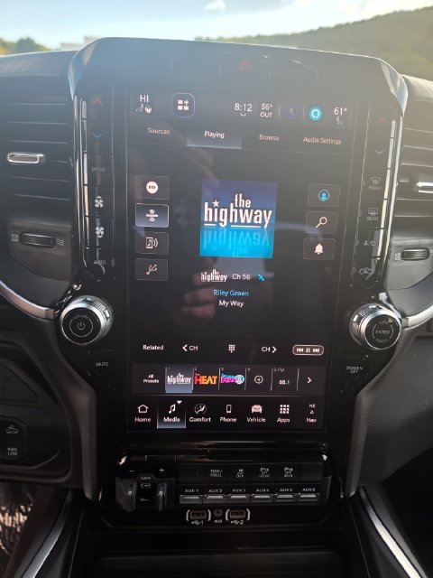 New 2027 RAM 2500 Big Horn AWD/4WD image 17