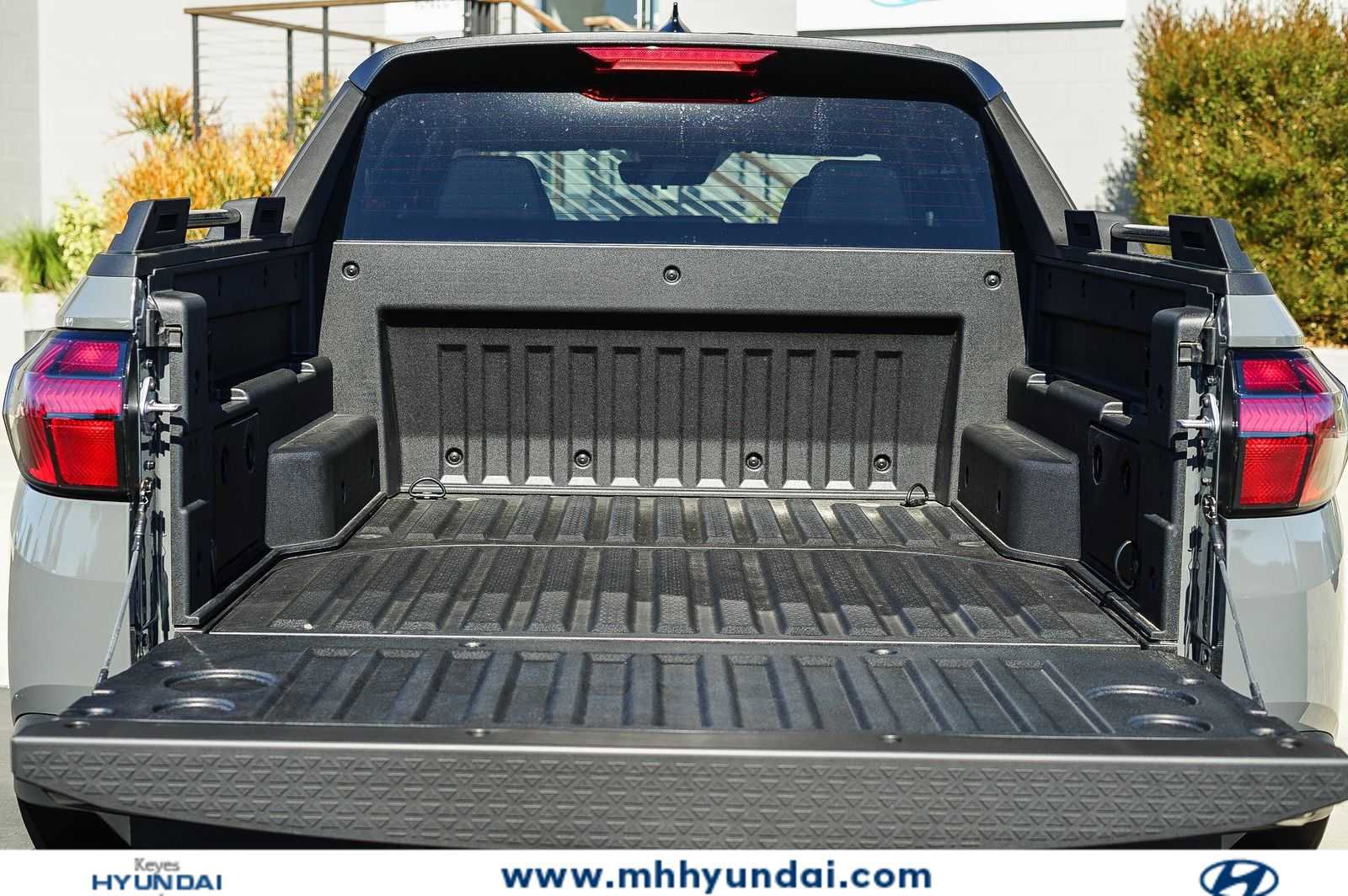 New 2026 Hyundai Santa Cruz SEL FWD image 12