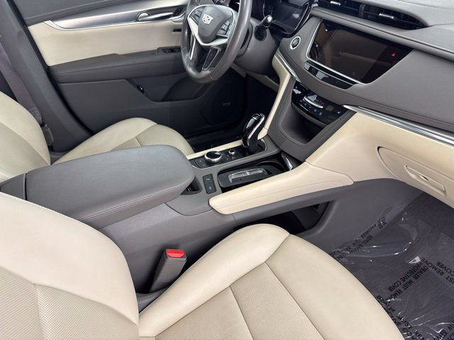 Used 2022 Cadillac XT5 Premium Luxury FWD image 25
