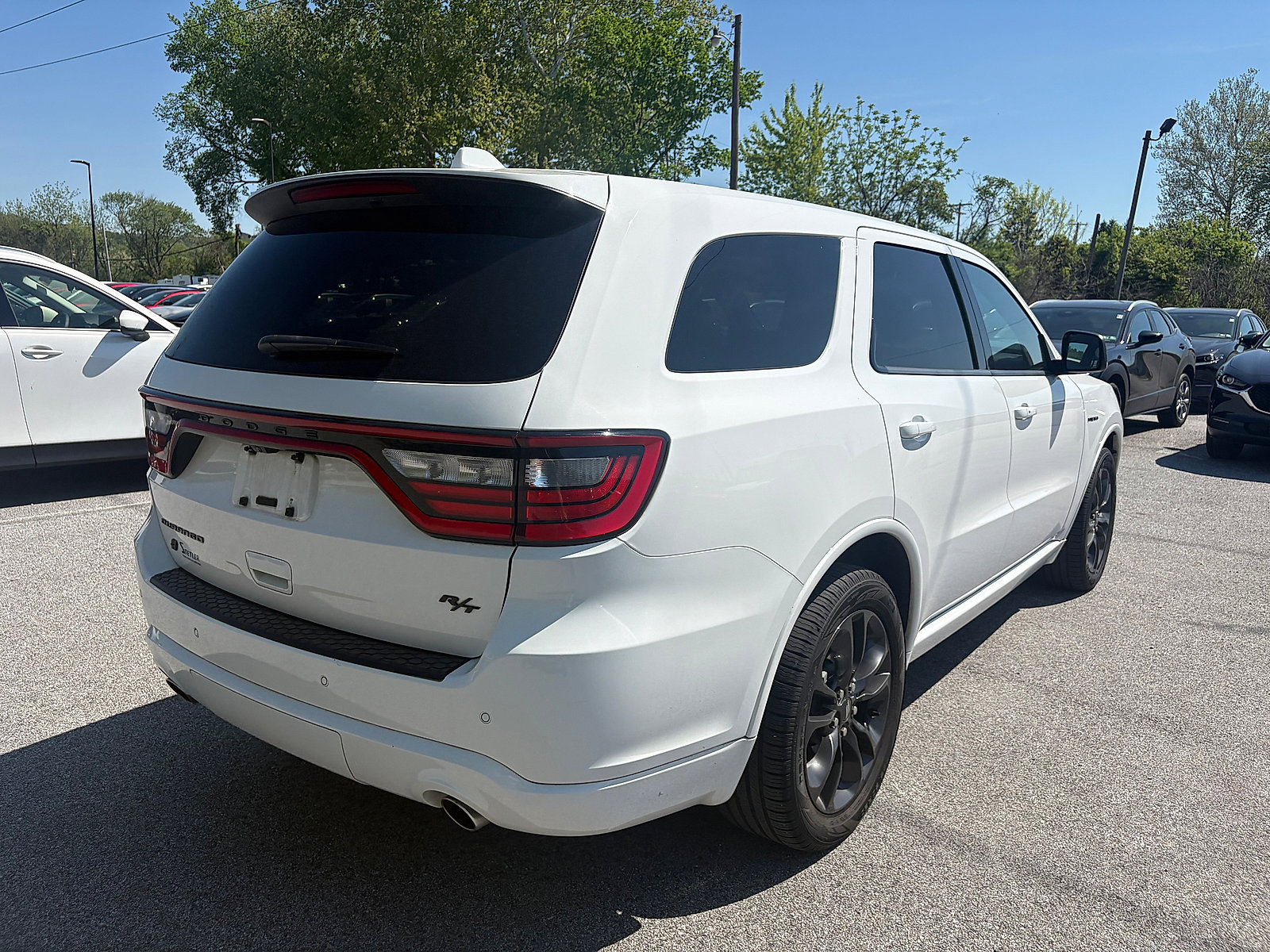 Used 2021 Dodge Durango R/T w/ Blacktop Package AWD/4WD image 5