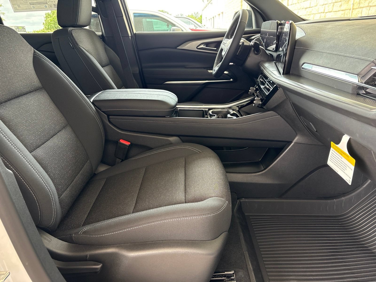 New 2026 Chevrolet Traverse LT w/ Driver Confidence Package FWD image 23