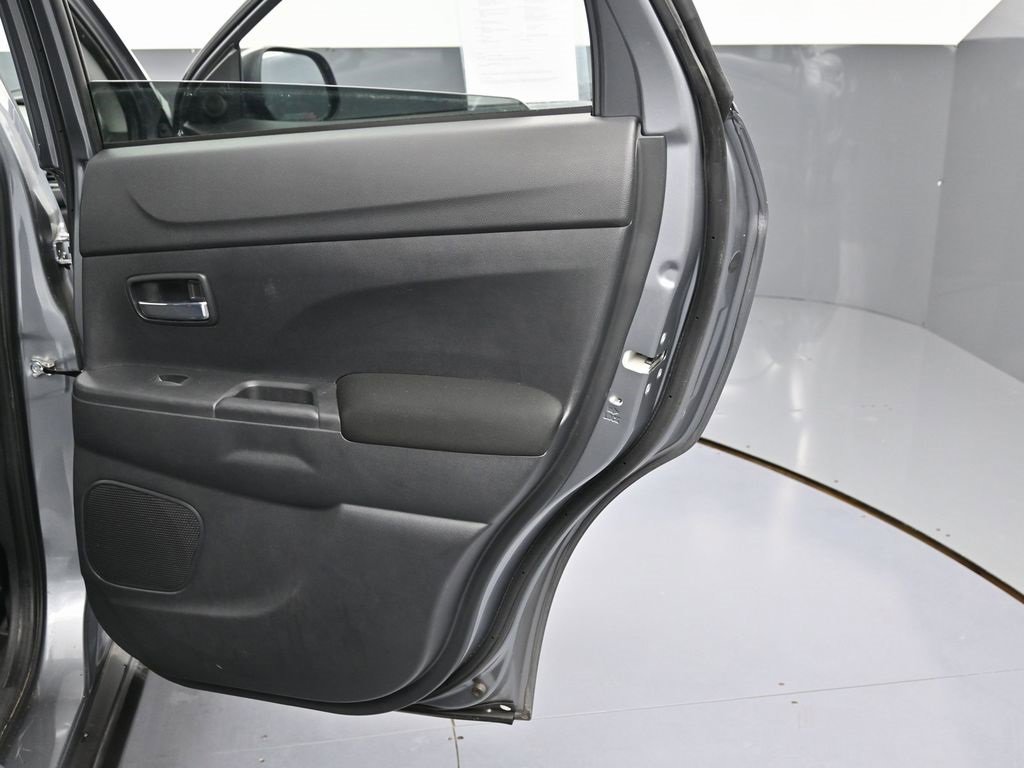 Used 2021 Mitsubishi Outlander Sport ES image 33