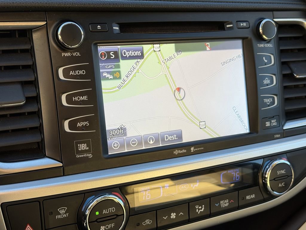 Used 2014 Toyota Highlander Limited image 22