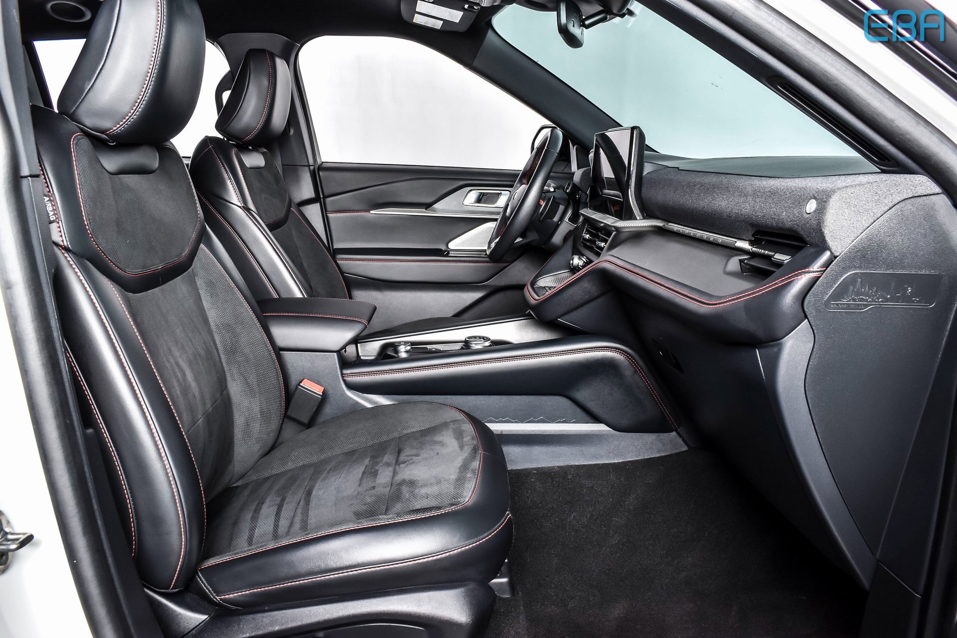 Used 2025 Ford Explorer ST w/ Sun And Sound Package image 23