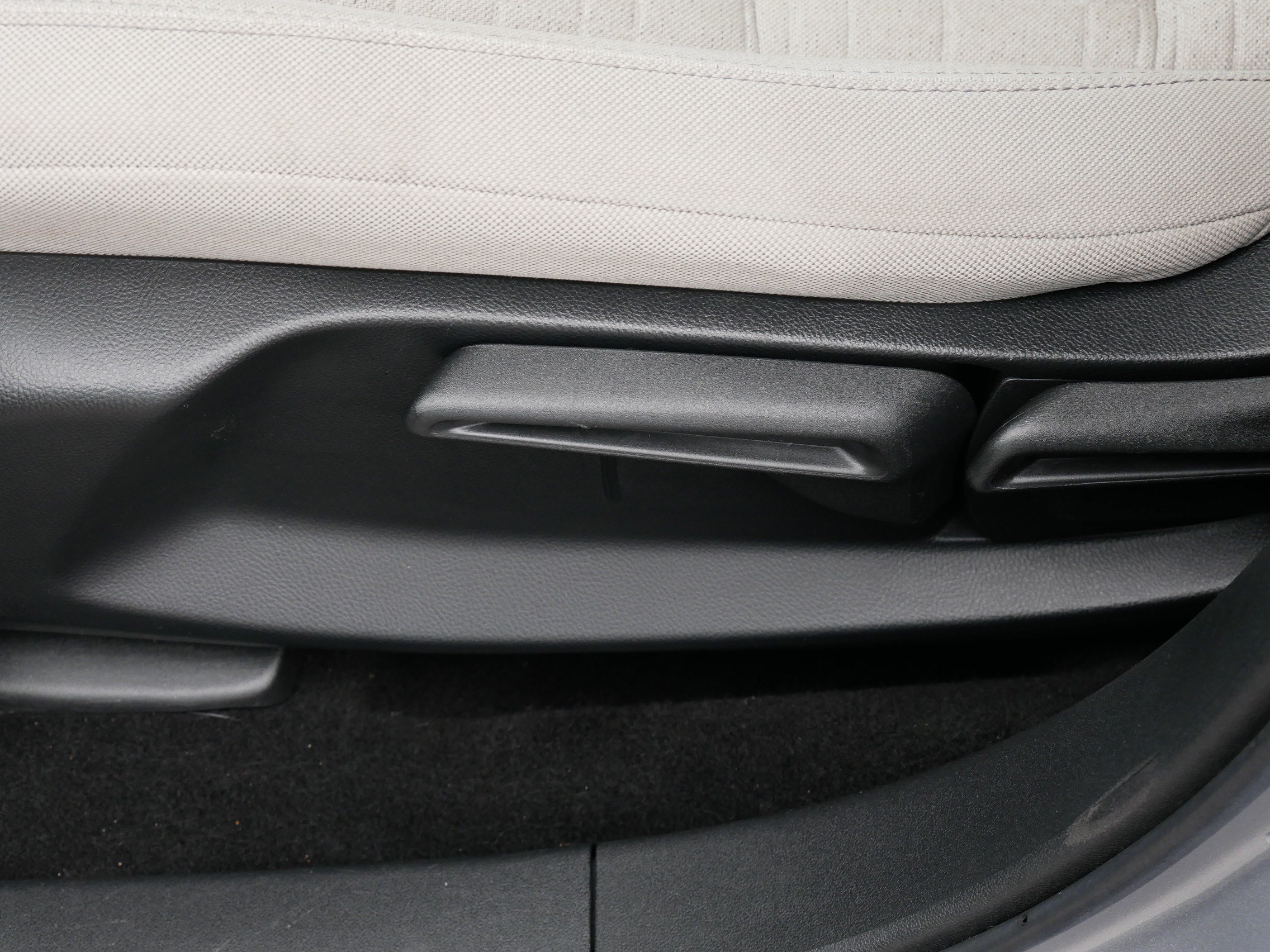 Certified 2023 Honda HR-V LX image 20