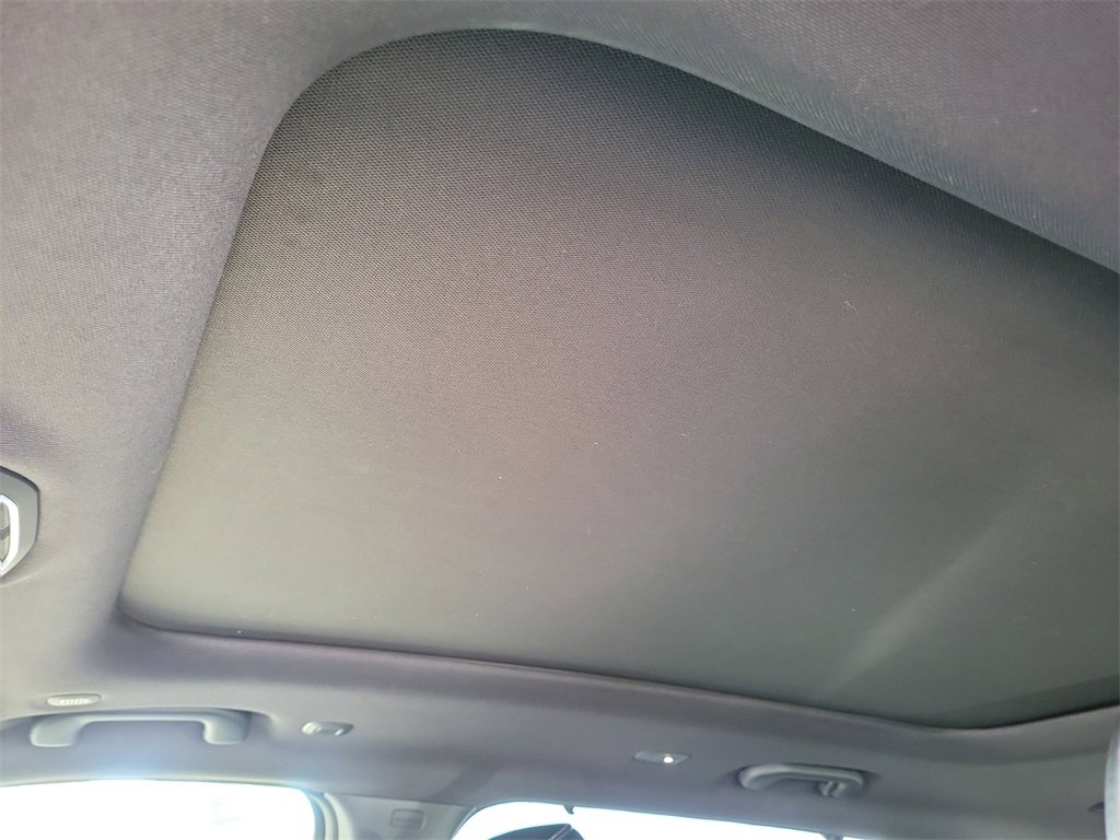 Used 2024 Jeep Grand Cherokee L Limited w/ Luxury Tech Group II image 12