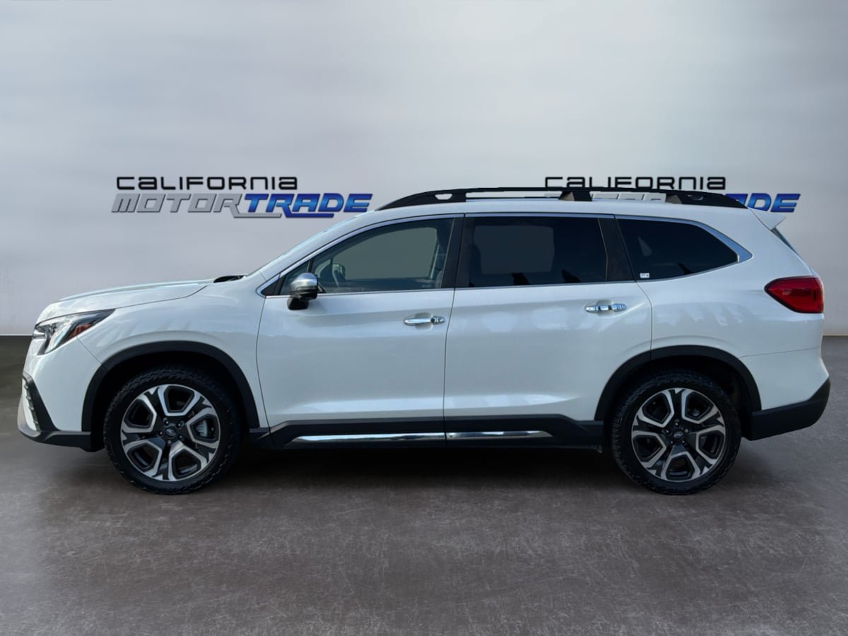 Used 2023 Subaru Ascent Touring AWD/4WD image 8