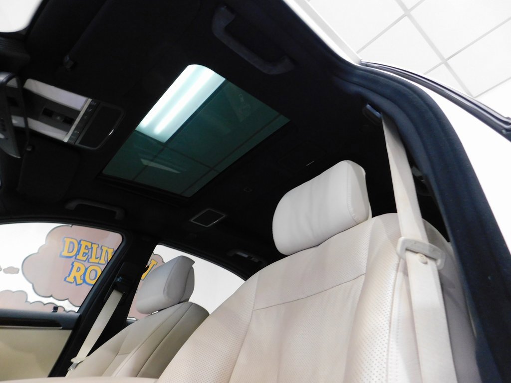 Used 2012 Mercedes-Benz S 550 4MATIC image 36