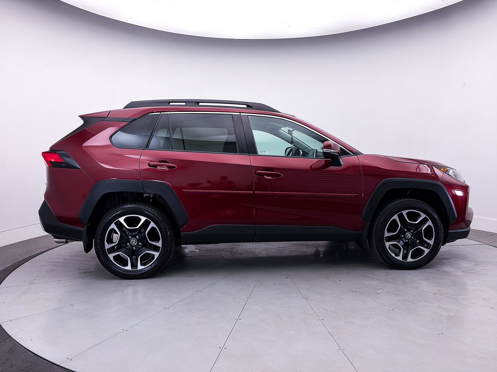 Used 2019 Toyota RAV4 Adventure w/ Cold Weather Package AWD/4WD image 40