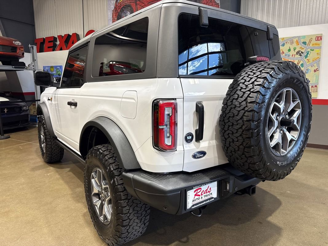 Used 2023 Ford Bronco Badlands image 62