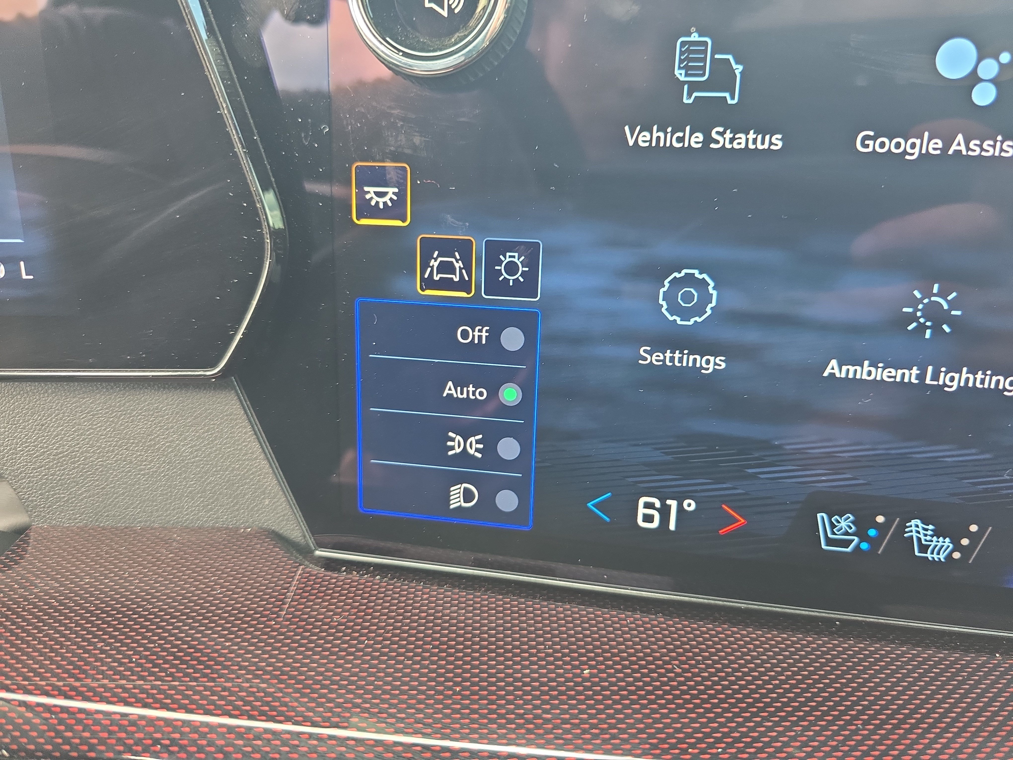 Used 2024 Chevrolet Traverse RS FWD image 27