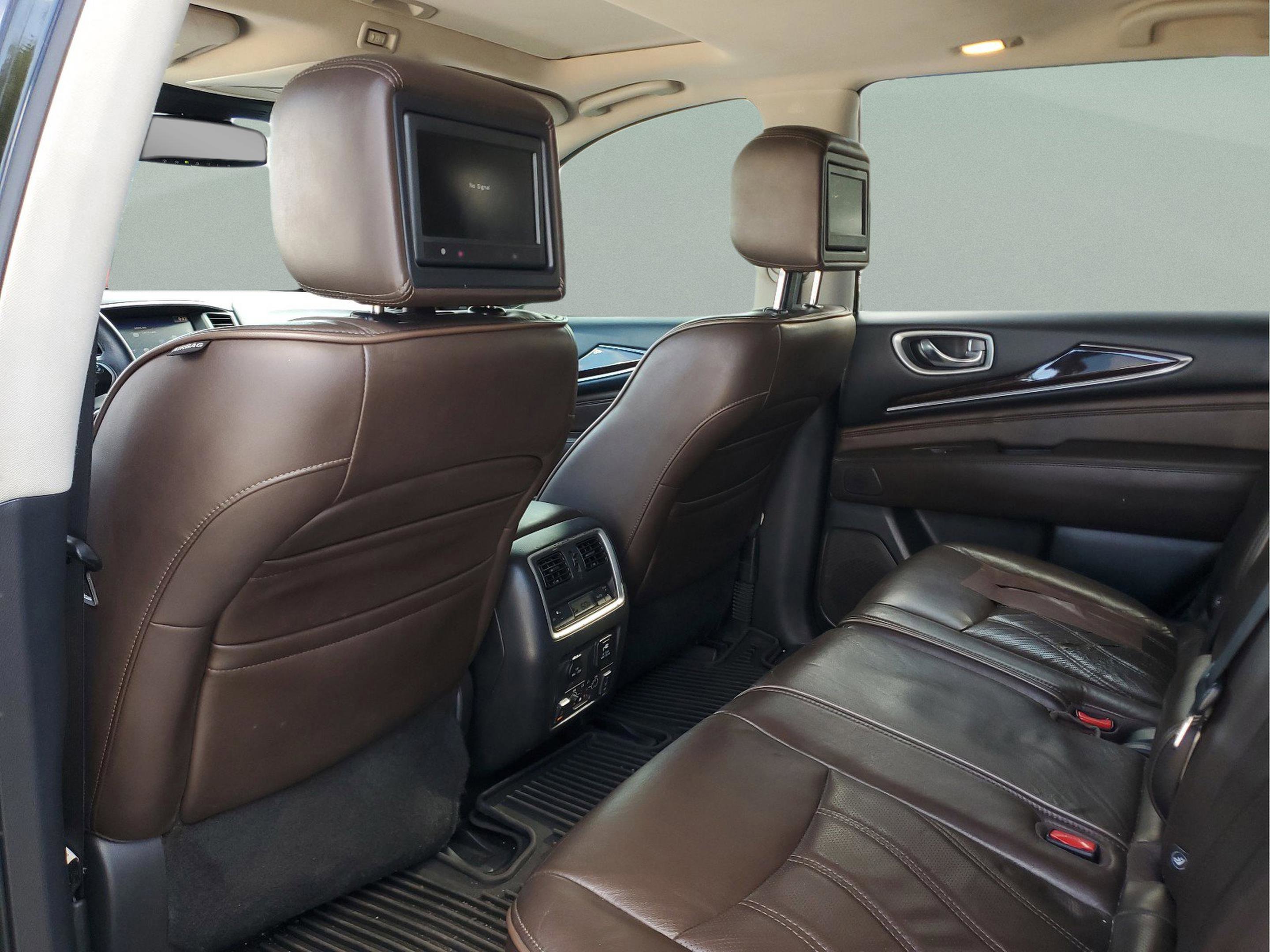 Used 2015 INFINITI QX60 FWD w/ Deluxe Touring Package image 5