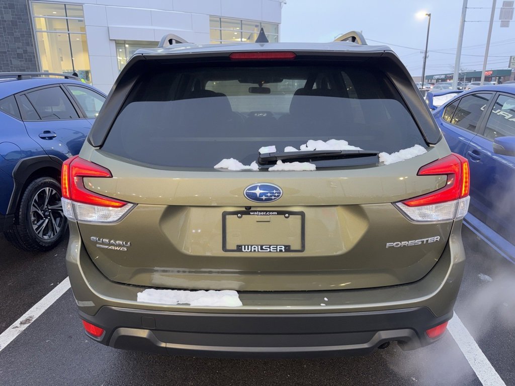 Certified 2024 Subaru Forester Premium image 3