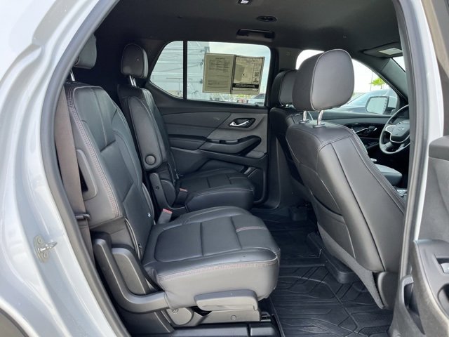 Used 2023 Chevrolet Traverse RS w/ LPO, Floor Liner Package image 20