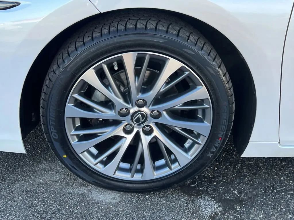 Used 2020 Lexus ES 350 ES 350 Sedan 4D image 29