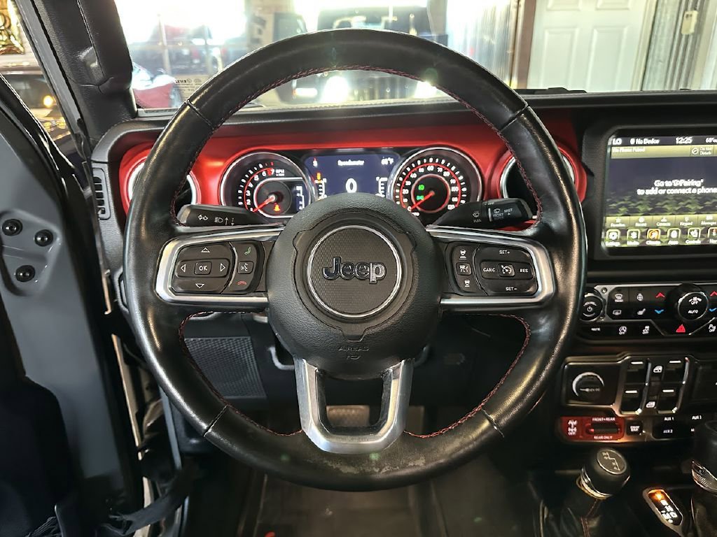 Used 2020 Jeep Wrangler Unlimited Rubicon w/ Advanced Safety Group image 19