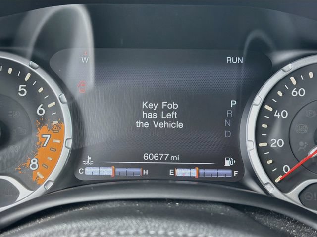 Used 2017 Jeep Renegade Trailhawk w/ Premium Trailhawk Package AWD/4WD image 12