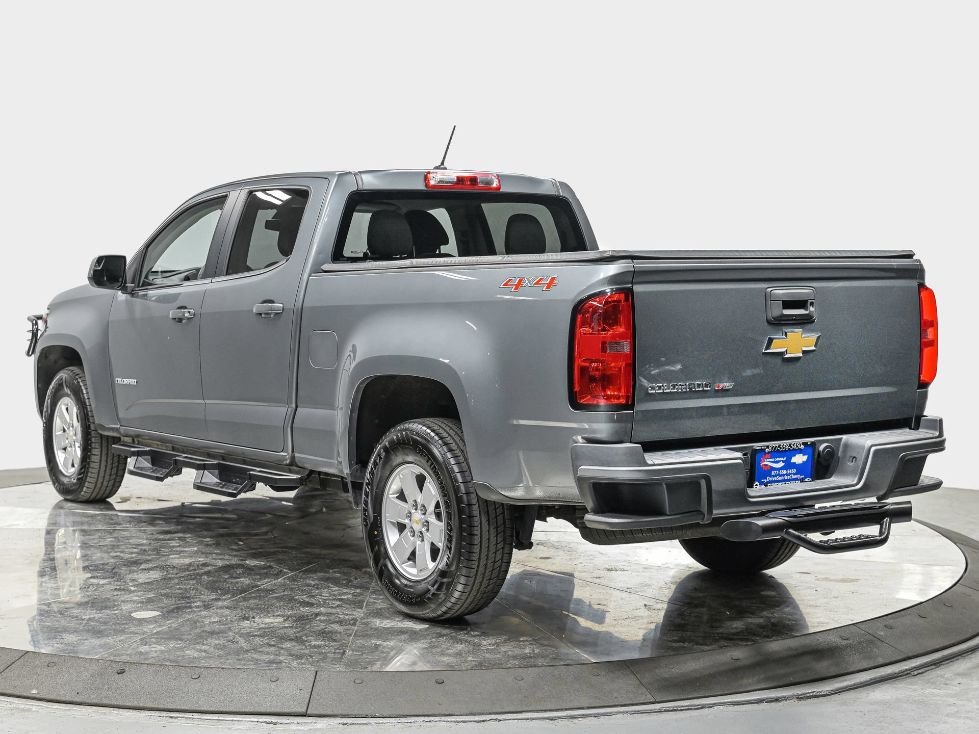 Used 2019 Chevrolet Colorado W/T w/ WT Convenience Package AWD/4WD image 4