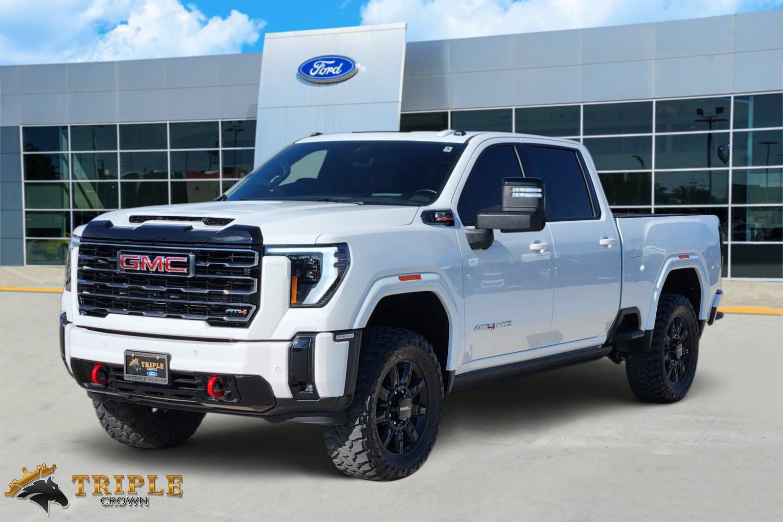 Used 2025 GMC Sierra 2500 AT4 w/ AT4 Premium Plus Package AWD/4WD image 2