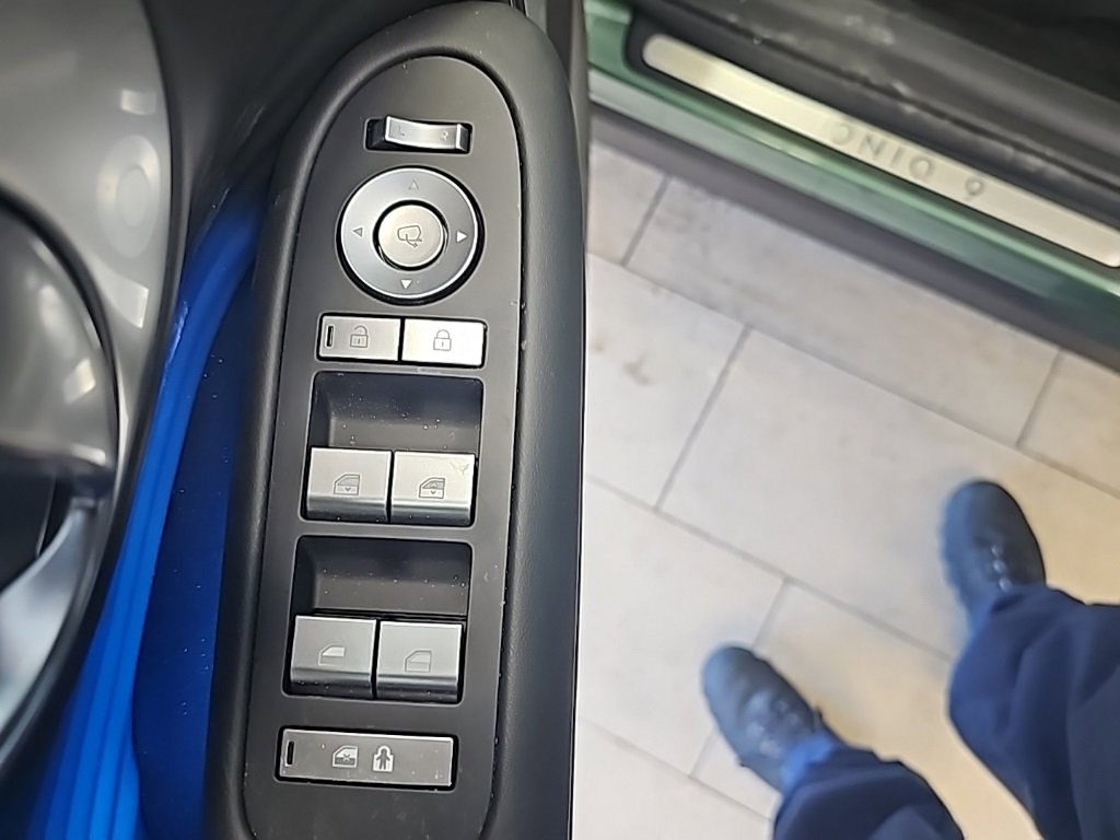 New 2026 Hyundai Ioniq 9 SEL image 11