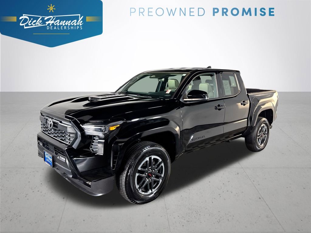 Used 2025 Toyota Tacoma TRD Sport AWD/4WD image 1