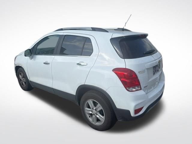 Used 2020 Chevrolet Trax LT w/ LT Convenience Package image 7