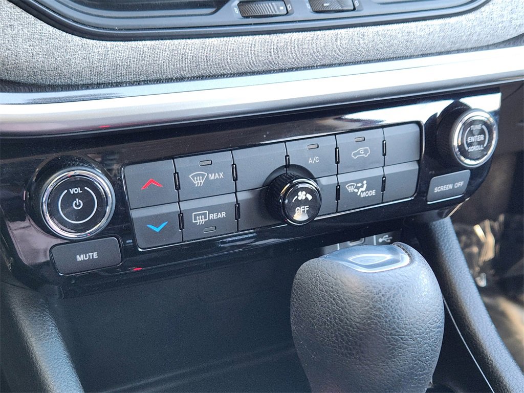 Used 2022 Jeep Compass Sport image 22