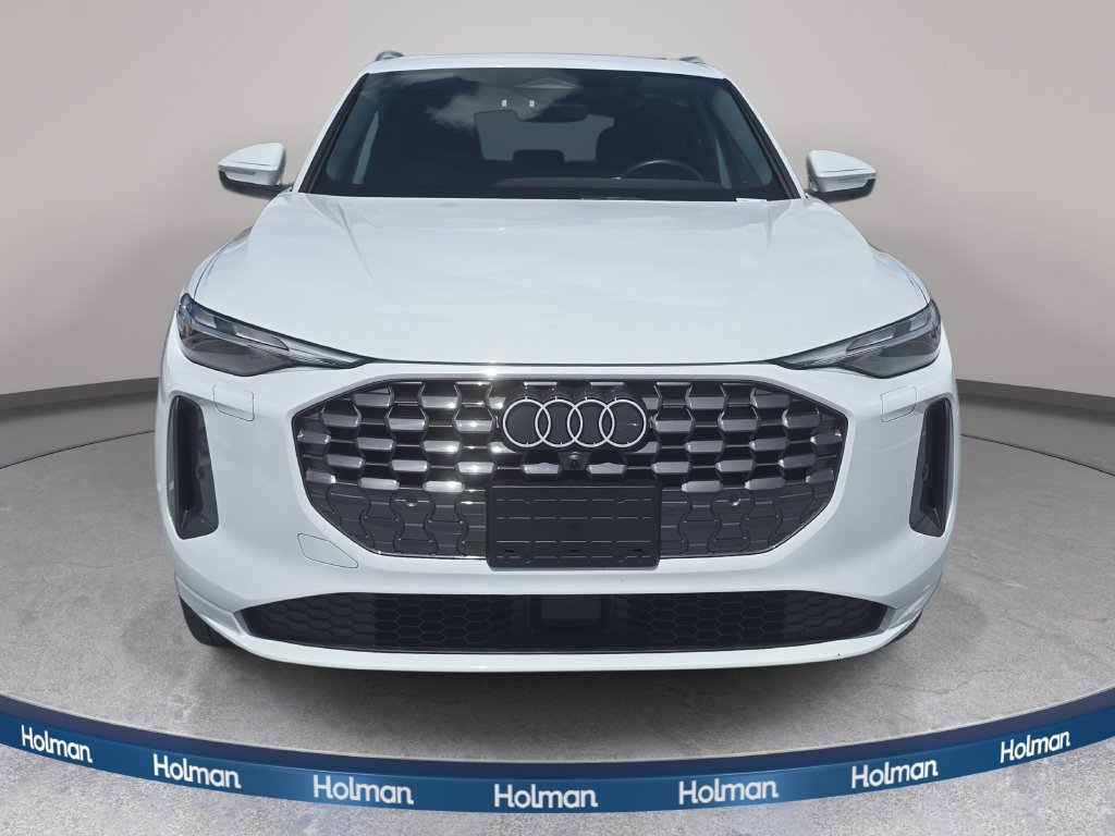 Certified 2025 Audi Q5 Premium w/ Convenience Package AWD/4WD image 2