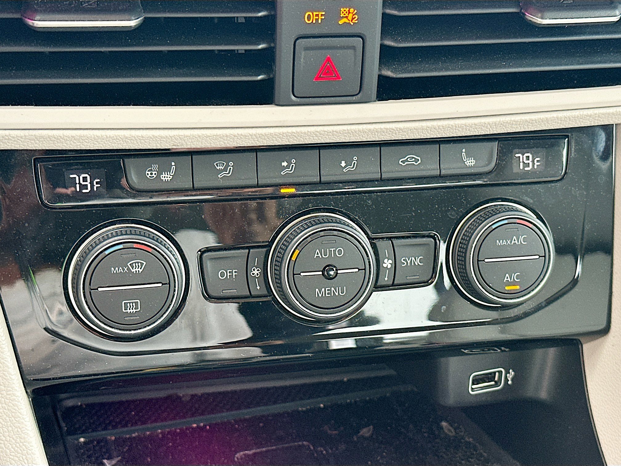 Used 2020 Volkswagen Jetta SEL image 14