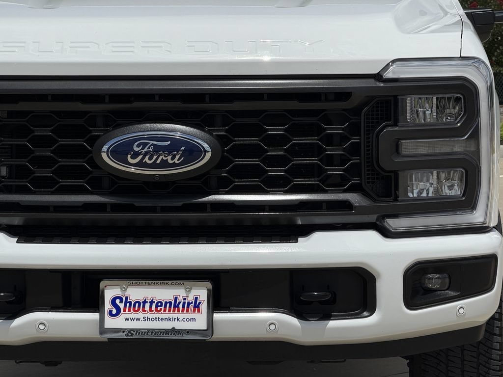 Used 2024 Ford F250 Lariat w/ Lariat Ultimate Package AWD/4WD image 10